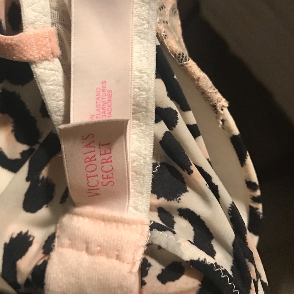 Victoria’s Secret Satin Nighty - Picture 4 of 7